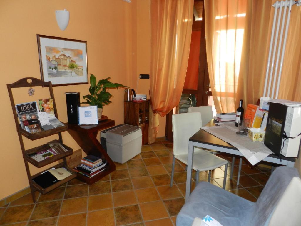 L'Angolo Di Rosina Novello Ngoại thất bức ảnh
